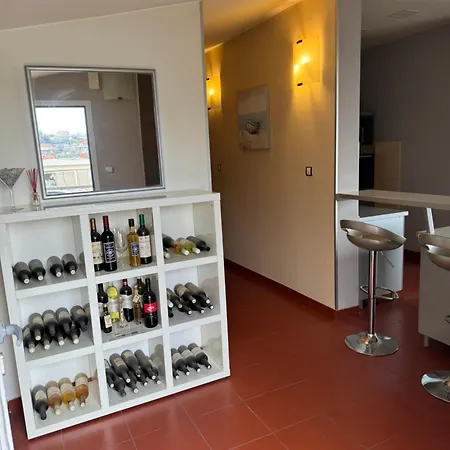 Pupina Apartment Zrnovnica