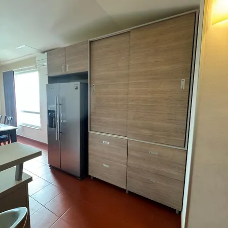 Pupina Apartment Zrnovnica