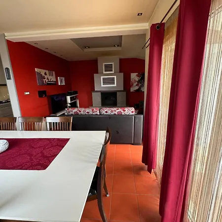 Apartment Pupina Zrnovnica