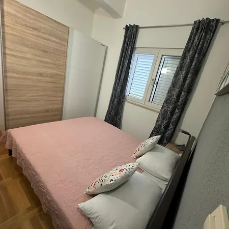 Apartment Pupina *